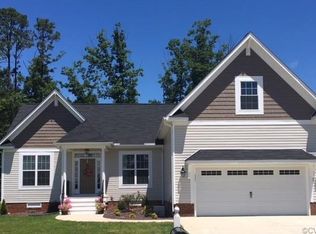 4212 Hiddenwell Ln, Chester, VA 23831