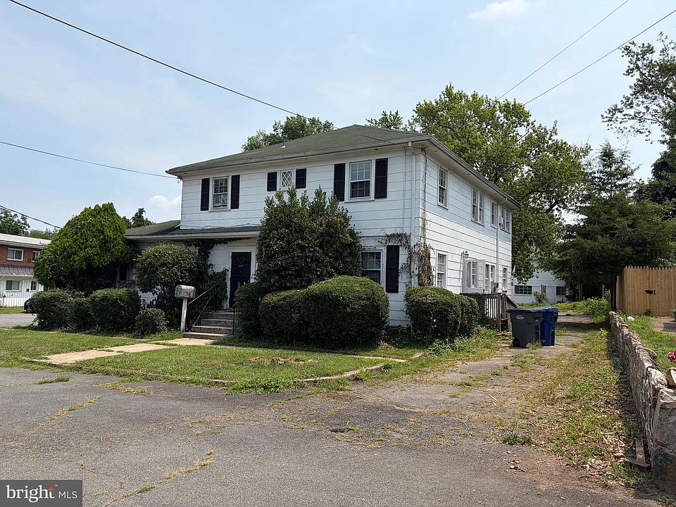 1st image of 2767 Annandale Rd