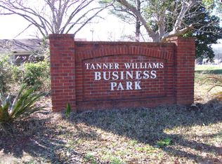 127 Tanner Williams Ct, Mobile, AL 36608