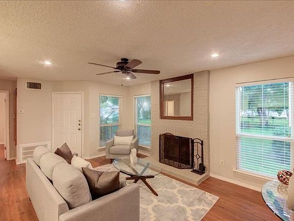 4th image of 10616 Mellow Mdws APT 8A