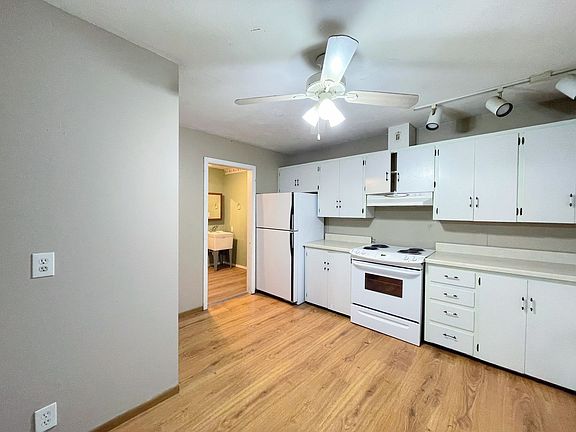 5th image of 3402 Nickerson Blvd