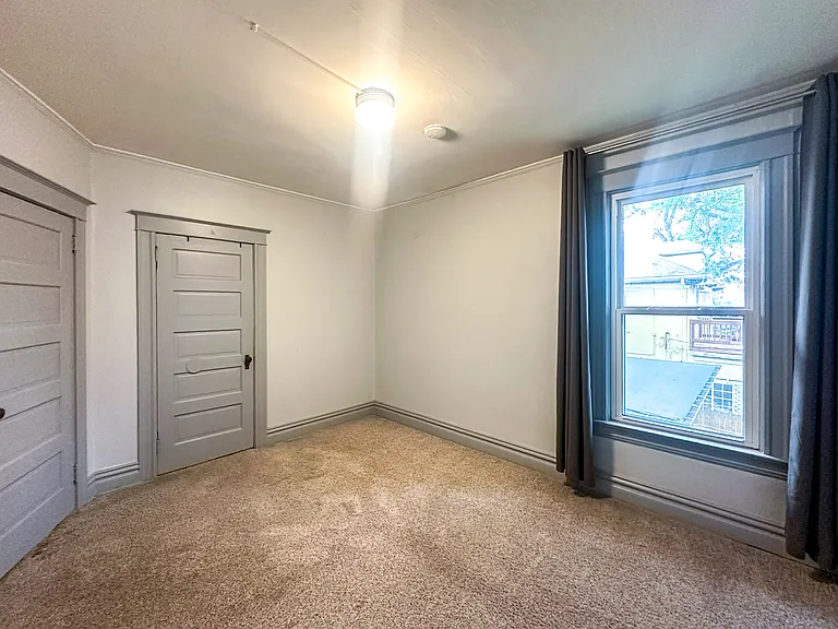315 N Lincoln St — Photo 22