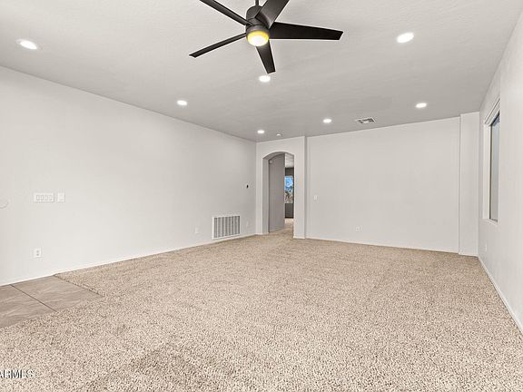 4th image of 5617 W CARSON Road