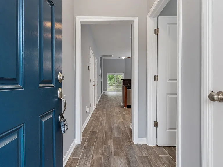 223 Chestnut Oak Ln — Photo 6