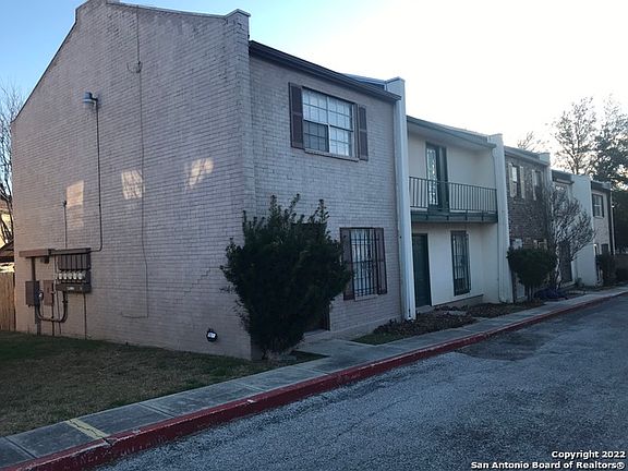 2nd image of 6427 Wurzbach Rd APT 42