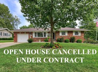 427 Shady Ln, Edwardsville, IL 62025