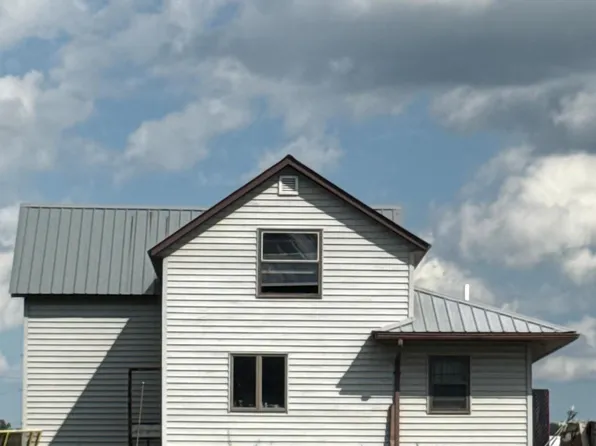 W8385 Us Highway 10, Ellsworth, WI 54011