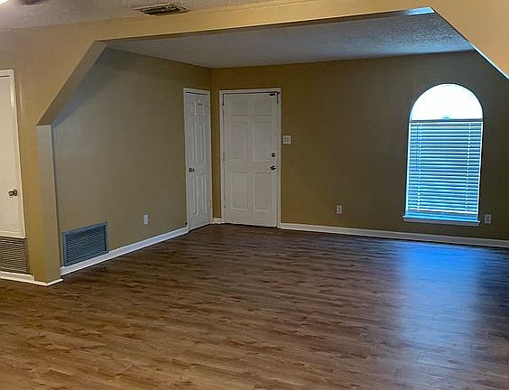 5th image of 6016 Idlemoore Ct