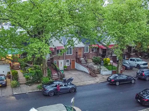 455 East 40th Street image 23 of 24