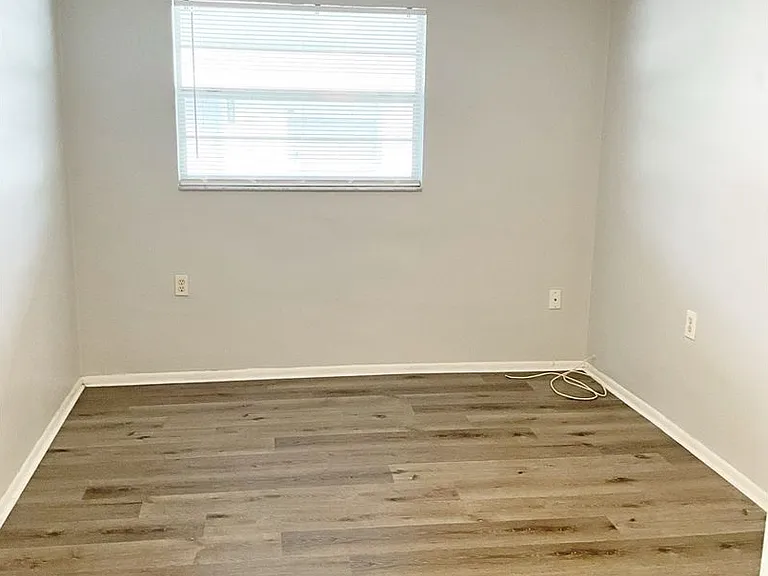5633 Golden Nugget Dr — Photo 12