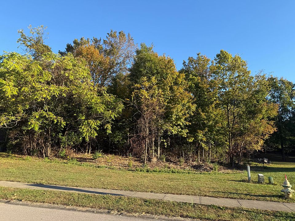 2nd image of 4895 Dartmouth Dr Lot 101