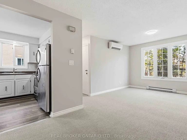 1306 Valley Dr #MAIN — Photo 3