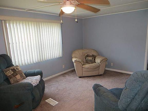 4th image of 244 Palm Castle Dr