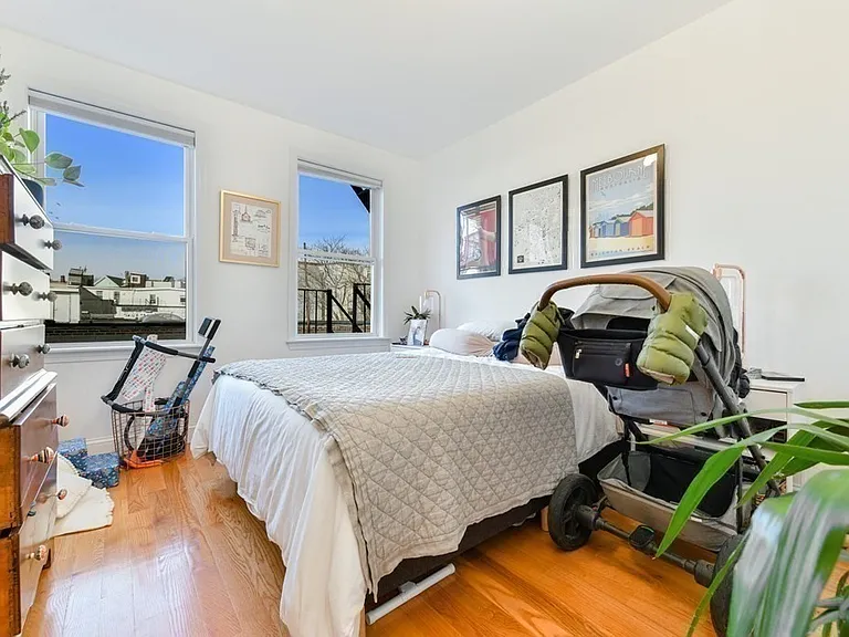 236 Havre St #3 — Photo 9