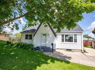 606 W Merrimac St, Dodgeville, WI 53533