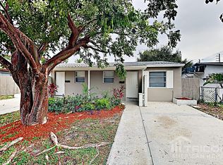 217 SW 2nd Ave #W, Dania, FL 33004