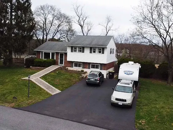 249 Roman Dr, Schwenksville, PA 19473