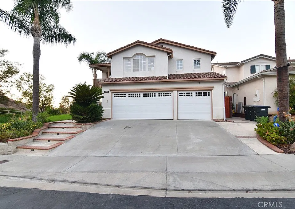 5807 E Sandstone Ct