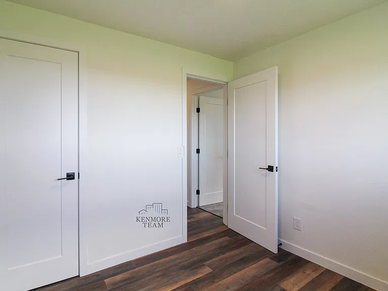 4151 Columbia River Rd — Photo 12