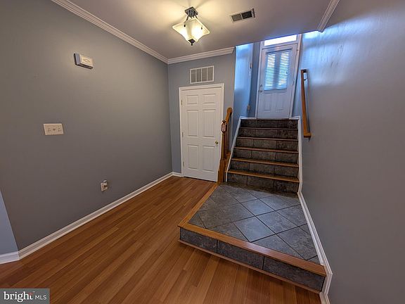 3rd image of 1657 Fallowfield Ct
