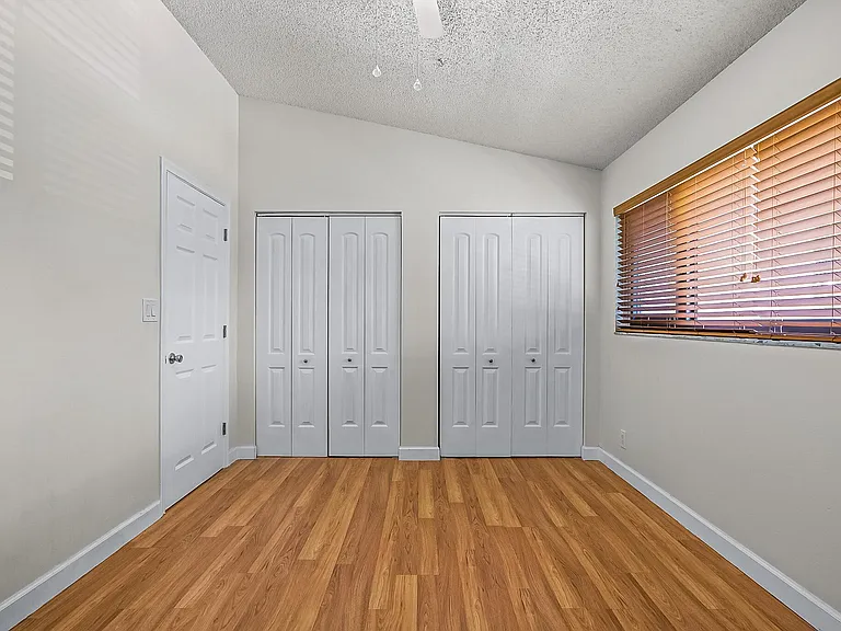 2700 S Oakland Forest Dr #305 — Photo 32