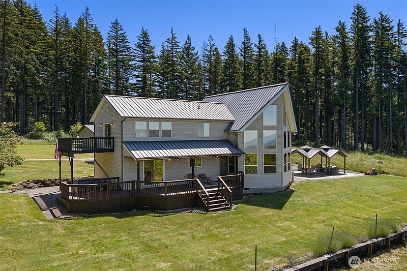 3rd image of 23801 NE Alvas Road