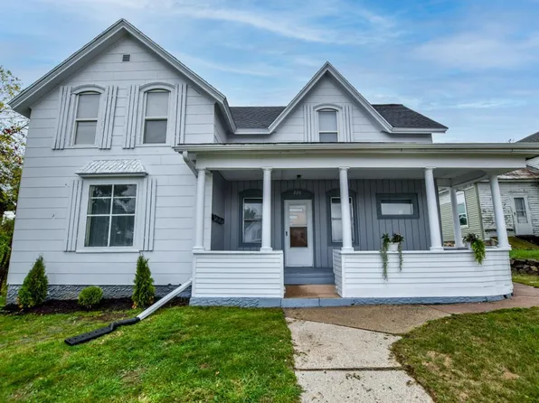 226 2nd Avenue, Baraboo, WI 53913