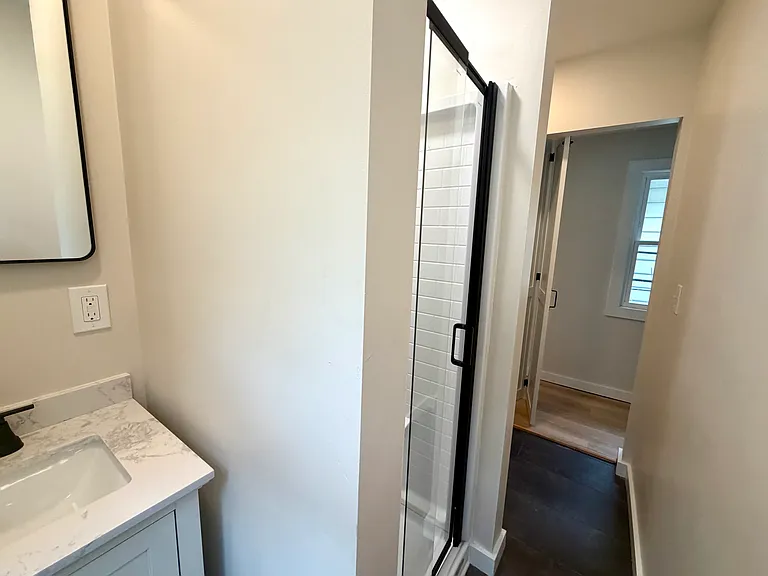 117-119 Meigs St #3 — Photo 5