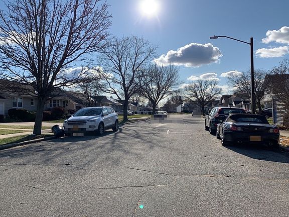 4th image of 15 Crown St