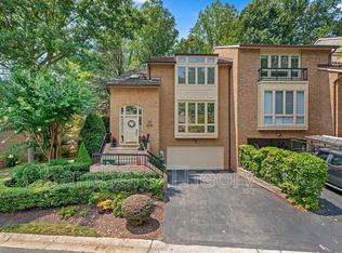 6112 Goldtree Way, Bethesda, MD 20817