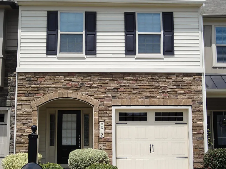 9812 Precious Stone Dr — Photo 28