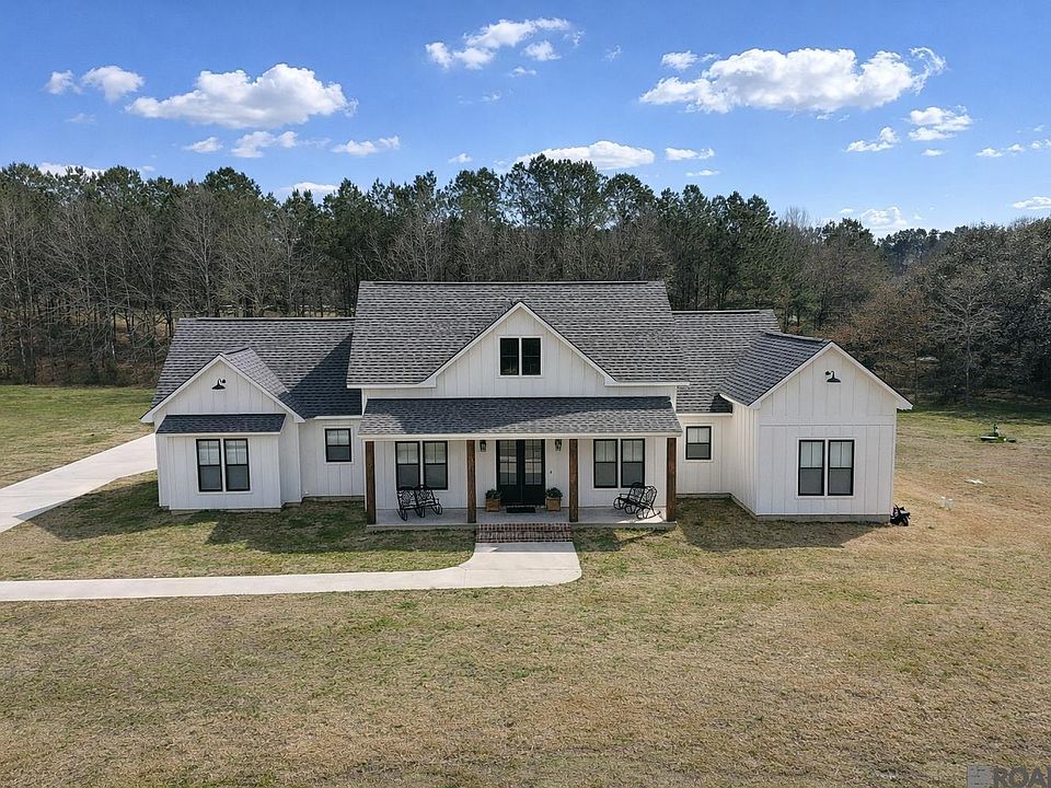 1st image of 12016 Cane Dr