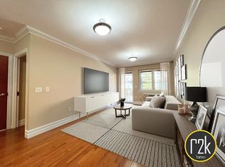 21-16 31st Ave #3D, Astoria, NY 11106
