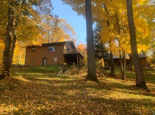 27200 N Maple Hill Rd, Washburn, WI 54891