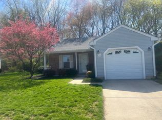 10 Madison Ct, Mount Laurel, NJ 08054