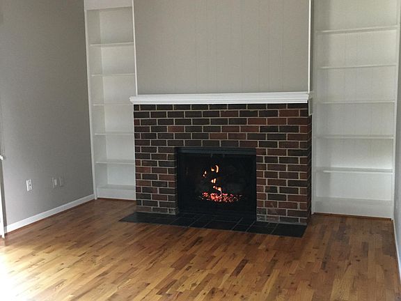 5th image of 8884 Briarwood Dr