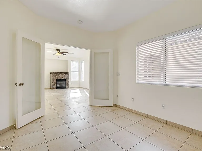 10261 Bentley Oaks Ave — Photo 23