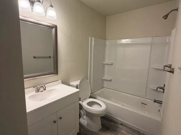 2420 Stuart Dr, Fort Worth, TX