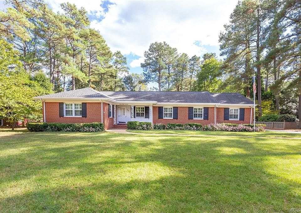 1st image of 9817 Channing Cir