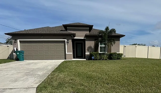 4481 SW Darlington St — Photo 1