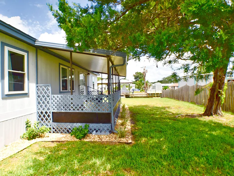 226 Treasure Beach Rd — Photo 18