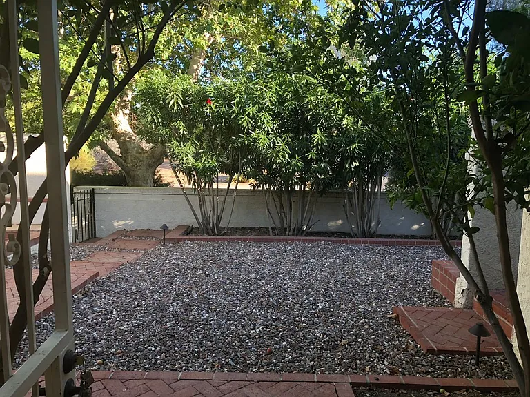 2530 E Forgeus Pl — Photo 11