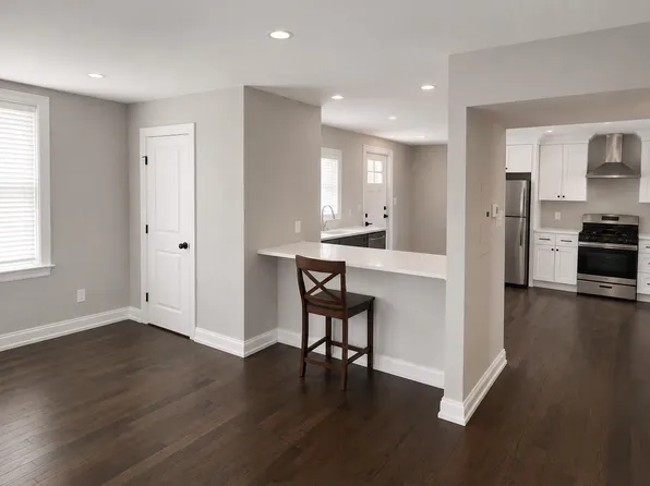 1057 Lancaster Ave, Berwyn, PA 19312