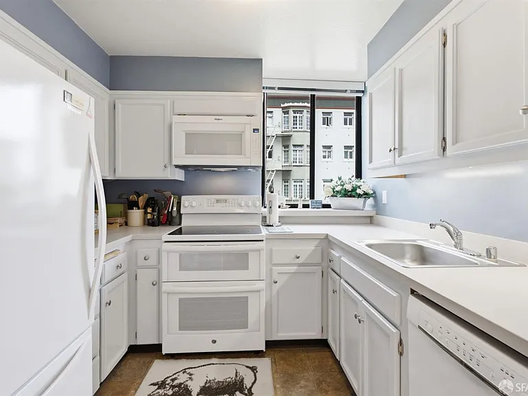 900 Bush St #321 — Photo 3