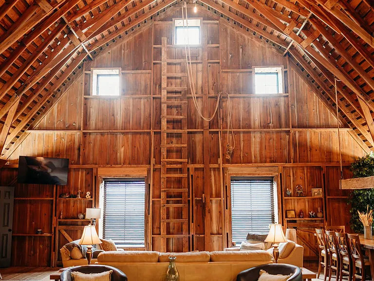 19920 Barn Northwest Farley Hampton Rd — Photo 34