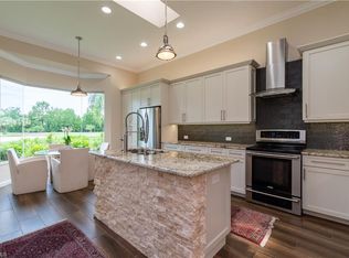 5783 Persimmon Way, Naples, FL 34110