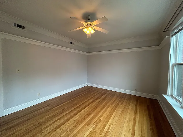 4601 Western — Photo 24