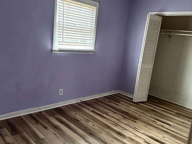 907 Story Ave #907 — Photo 9