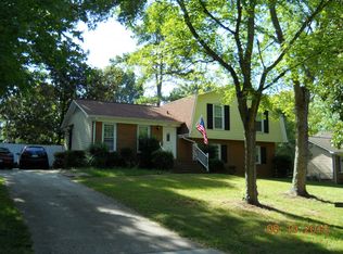5916 Doncaster Dr, Charlotte, NC 28211