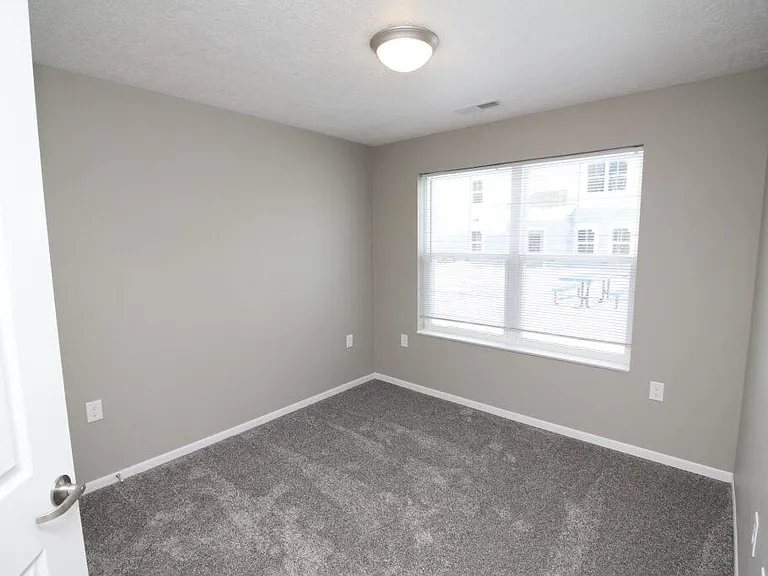 Vineyard Heights — Photo 17